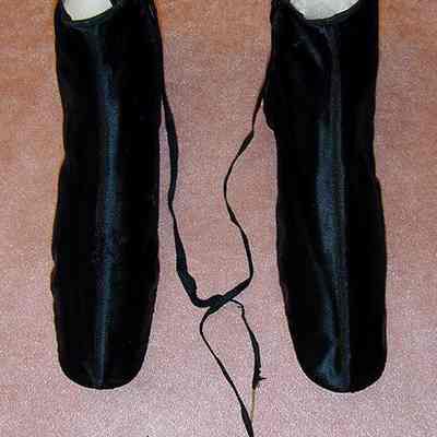 Shoe