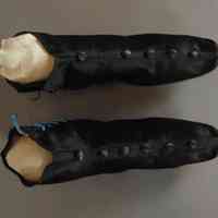 Boots - Image 2