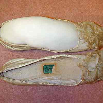 Shoe