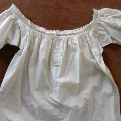 Chemise