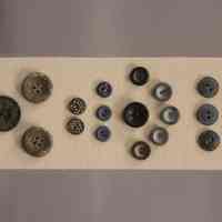 Button - Image 10