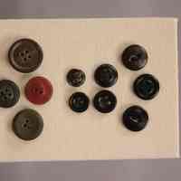 Button - Image 11