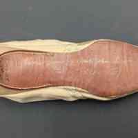 Slipper - Image 8