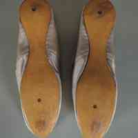 Slippers - Image 9