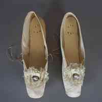 Slippers - Image 4