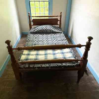 Rope Bed