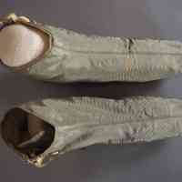 Boots - Image 3