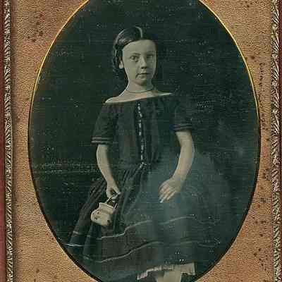 Girl, Basket Purse