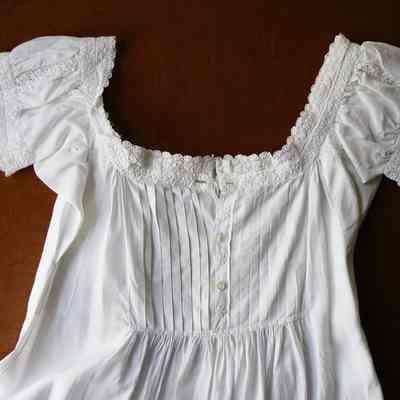Chemise