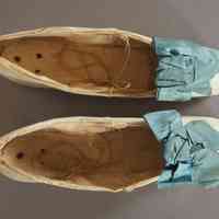 Slippers - Image 2