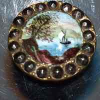 Button - Image 5