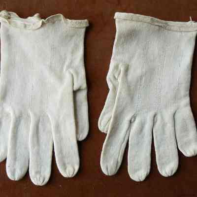 Glove
