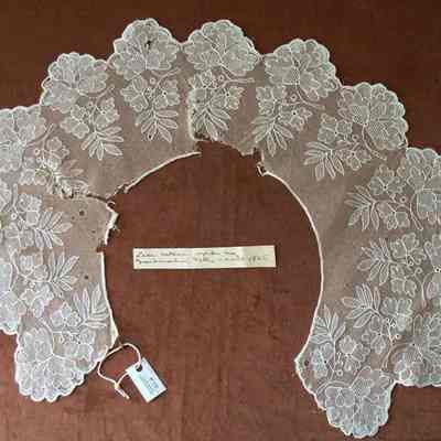 Collar
