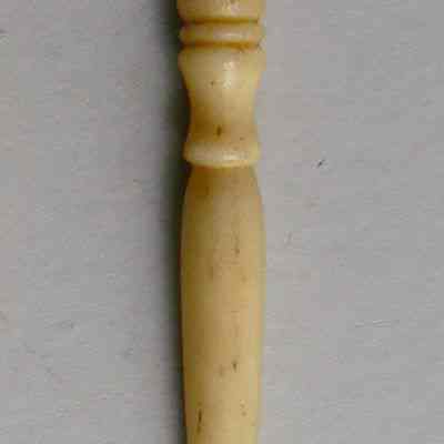 Awl, Cloth