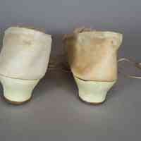 Slippers - Image 6