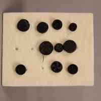 Button - Image 9