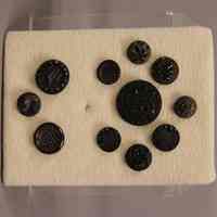 Button - Image 12
