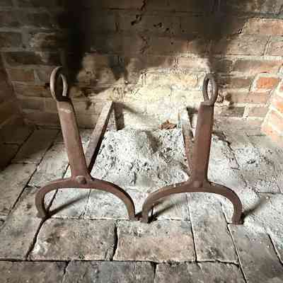 Andiron