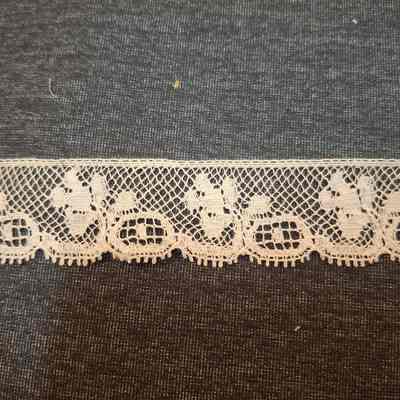 Notion, Lace
