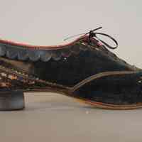 Shoes - Image 4