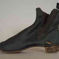Boots - Image 5