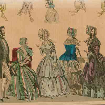 4 Women, 1 Man, 5 Bonnets