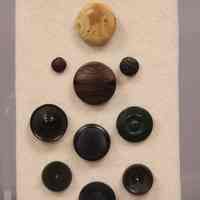 Button - Image 4