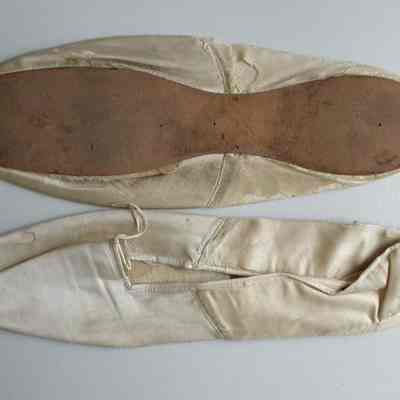 Shoe