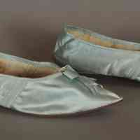 Slippers - Image 4