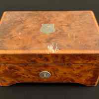 Closed box with shield on top