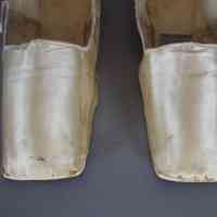 Slippers - Image 3