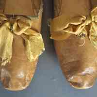 Shoes - Image 2
