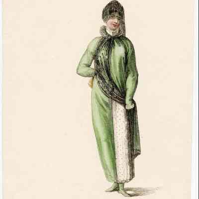 Carriage Dress, Green Pelisse, Long Black Lace Veil