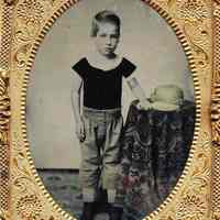 Boy with Pointed Waistband - Image 2