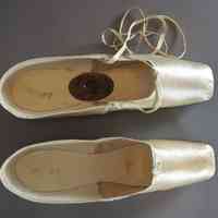 Slippers - Image 3