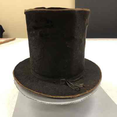 Hat, Top