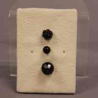 Button - Image 3