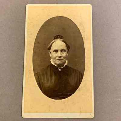 Carte-de-visite