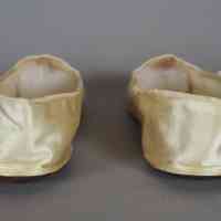 Slippers - Image 9