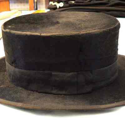 Hat, Top