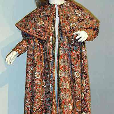 Gown, Dressing