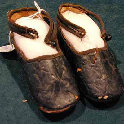 Shoe