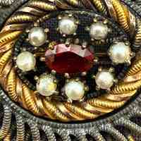 Brooch - Image 2