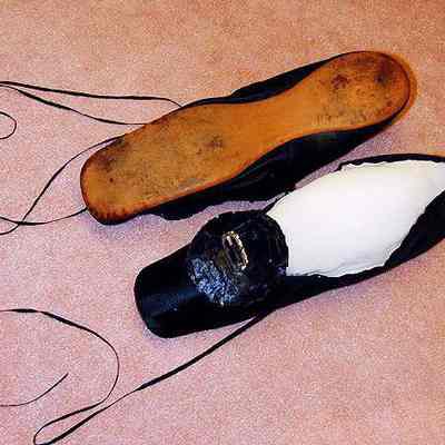 Shoe