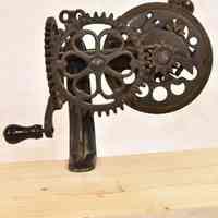 Fruit Peeler - Image 2
