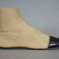 Boots - Image 3