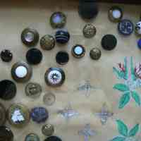 Button - Image 4