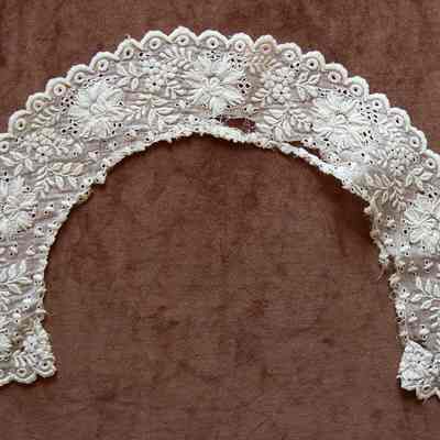 Collar