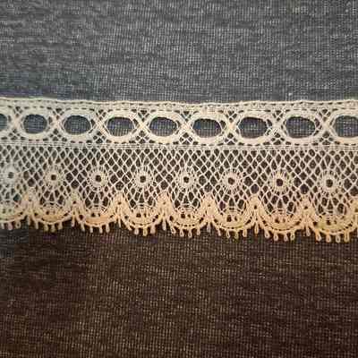 Notion, Lace