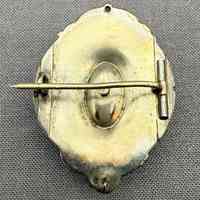 Brooch - Image 5